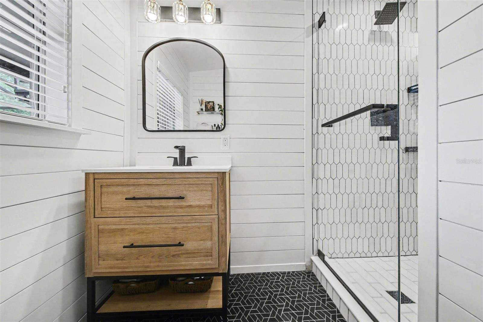 Image 16 of 18 For 1026 Lakemont Avenue