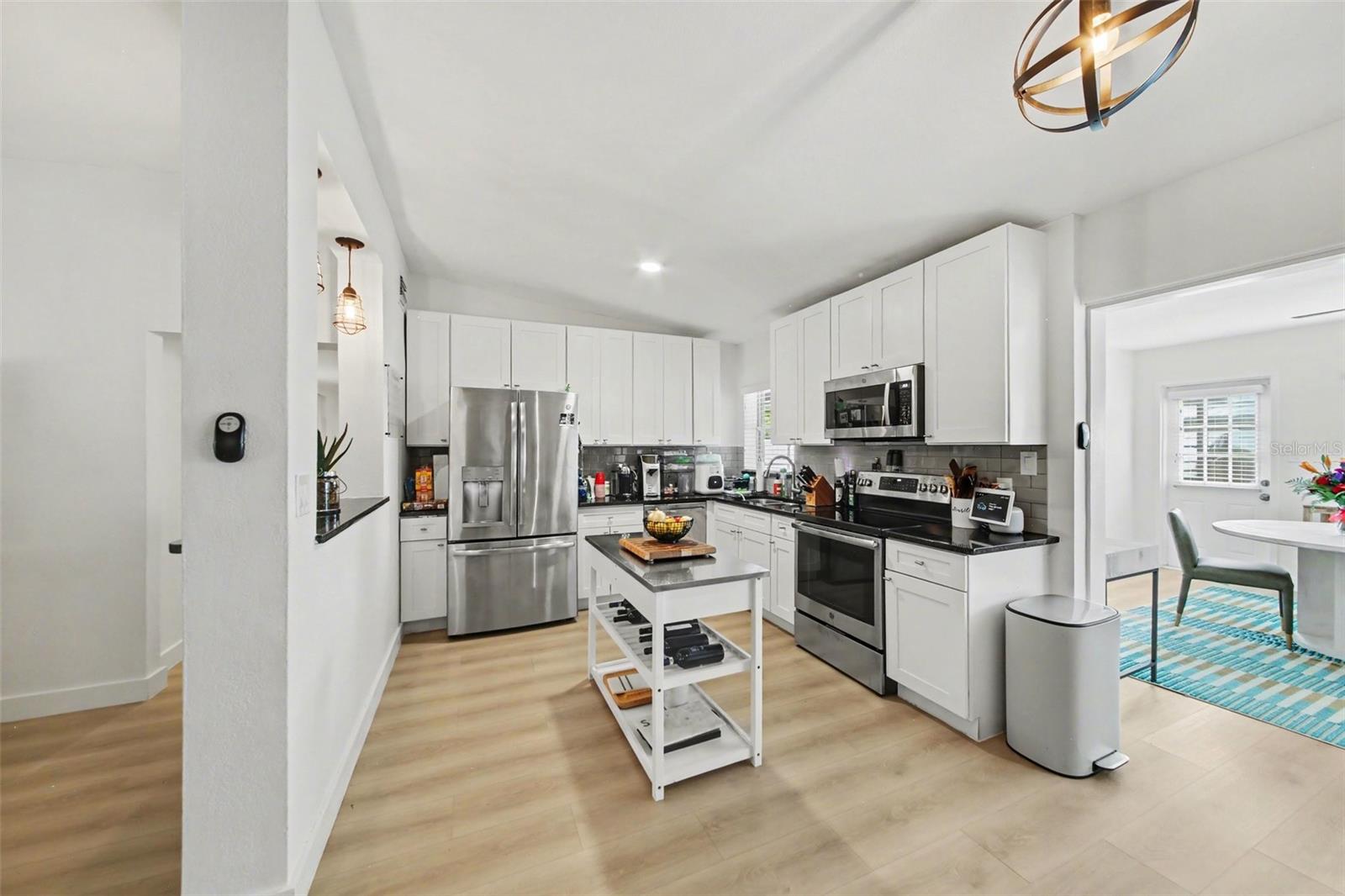 Image 8 of 18 For 1026 Lakemont Avenue