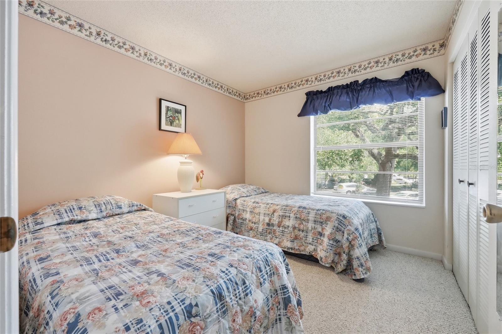 Image 11 of 29 For 3732 Southpointe Drive U2