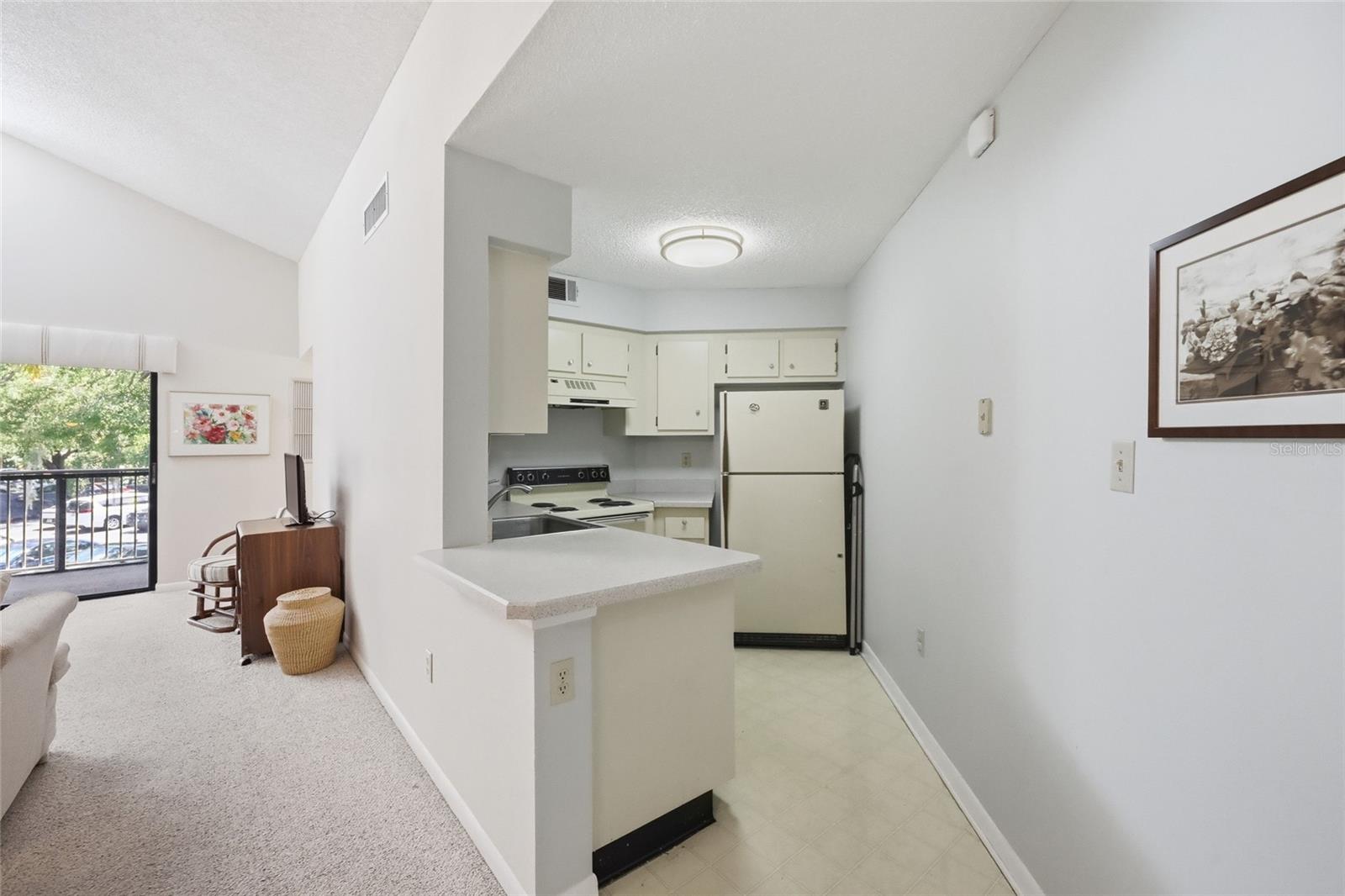 Image 5 of 29 For 3732 Southpointe Drive U2