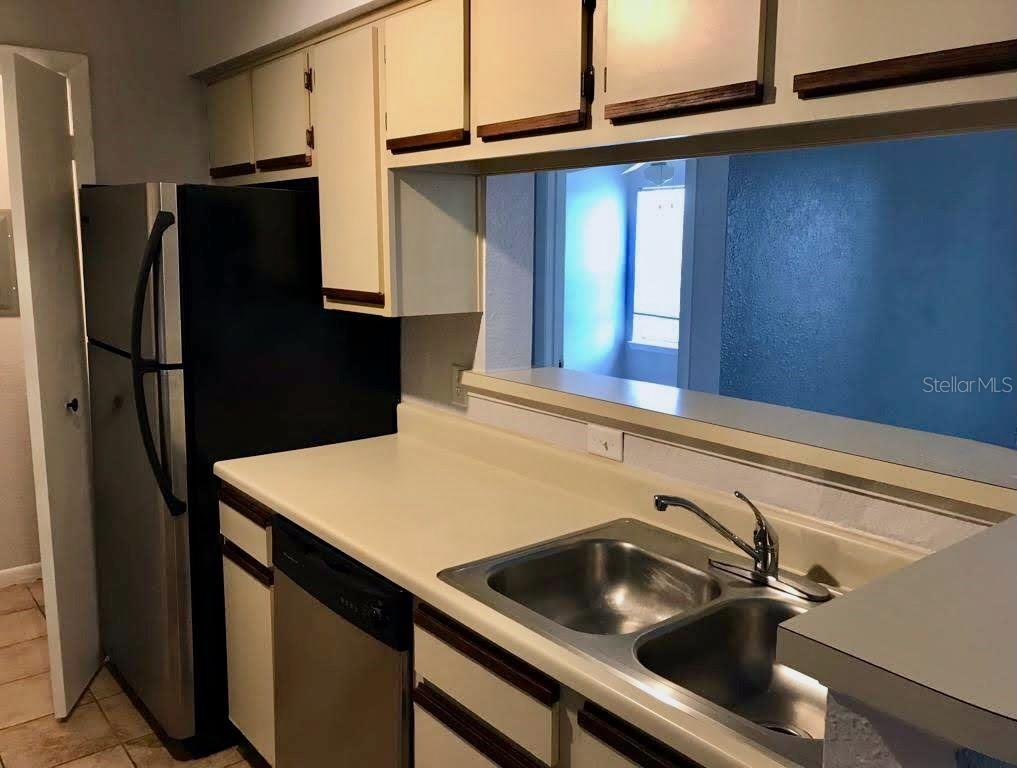 Image 4 of 29 For 4460 Perkinshire Lane T206