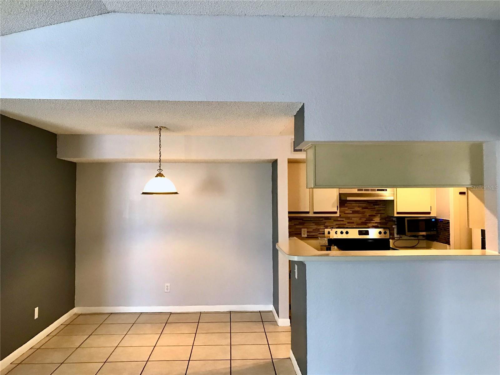 Image 5 of 29 For 4460 Perkinshire Lane T206