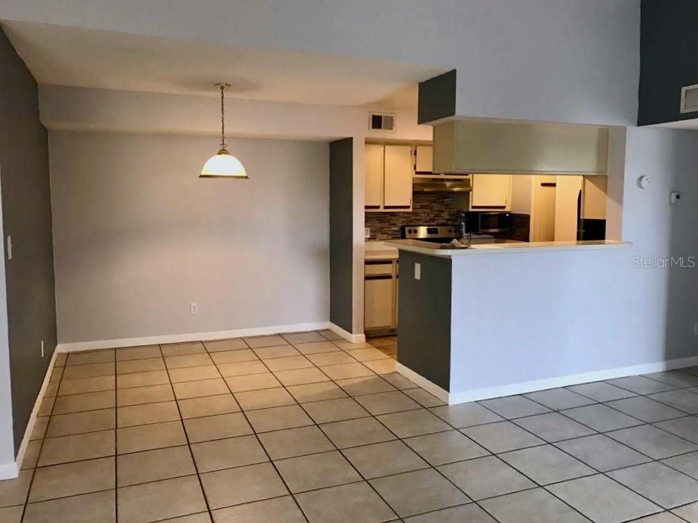 Image 6 of 29 For 4460 Perkinshire Lane T206