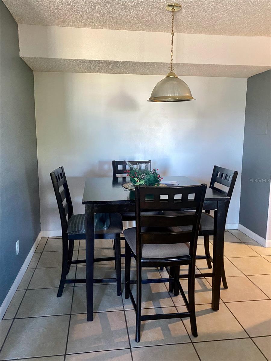 Image 7 of 29 For 4460 Perkinshire Lane T206