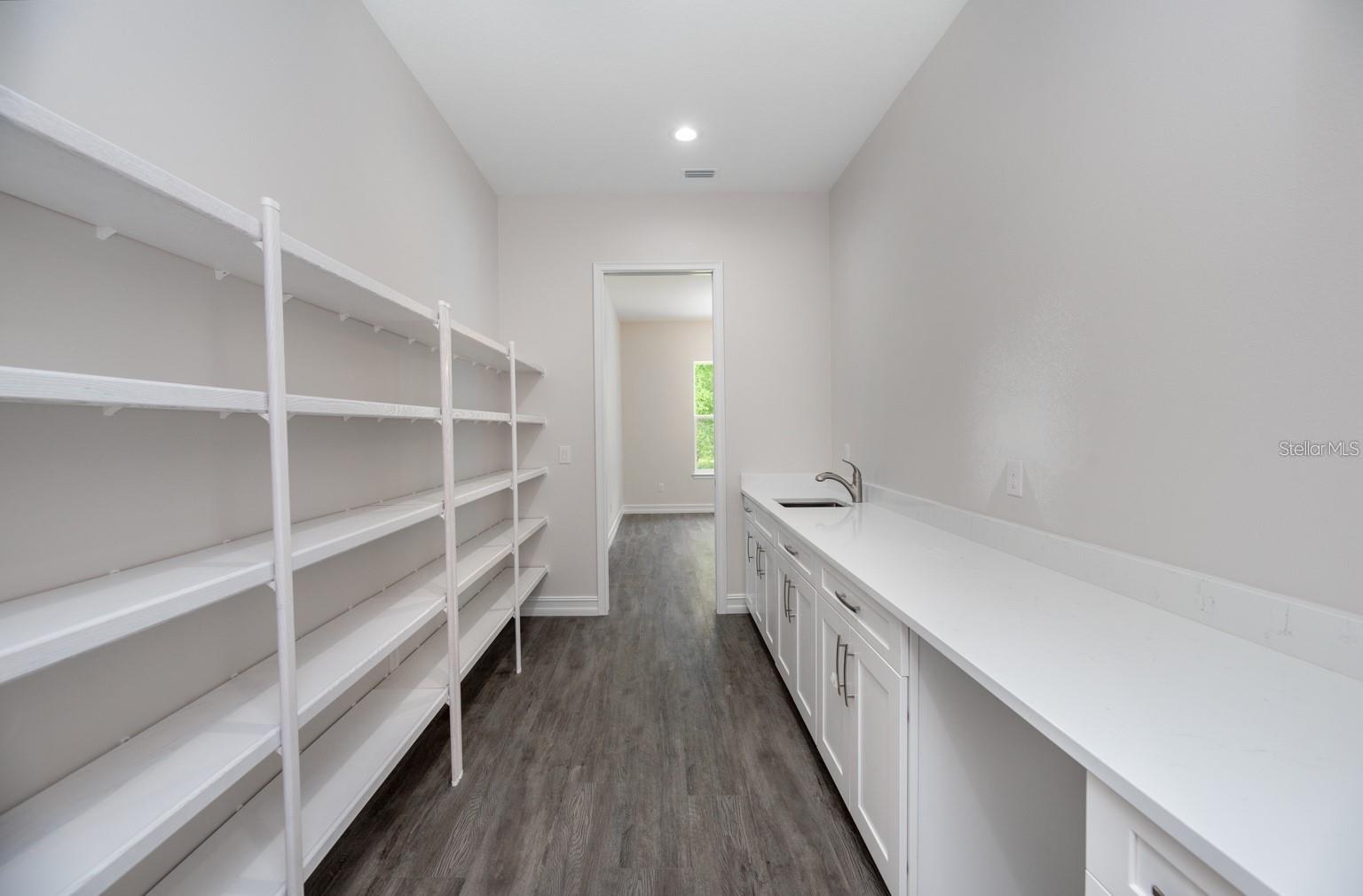 Image 10 of 30 For 4880 Hickory Oak Drive