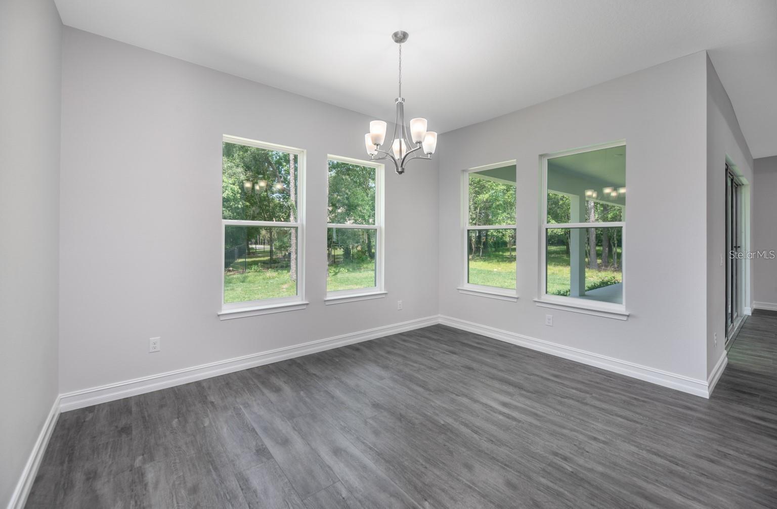 Image 12 of 30 For 4880 Hickory Oak Drive