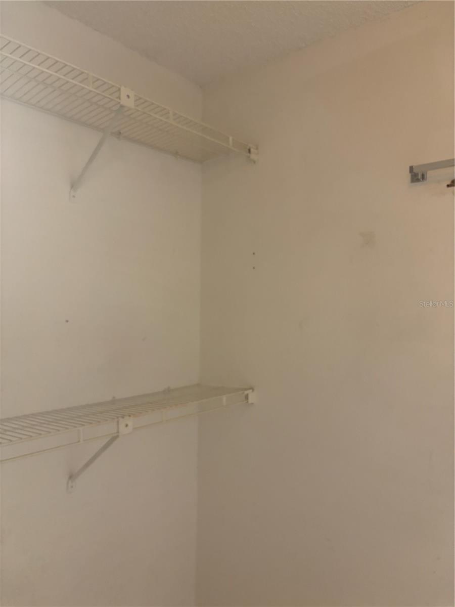 Image 19 of 28 For 2524 Lakeway Branch Drive 3208