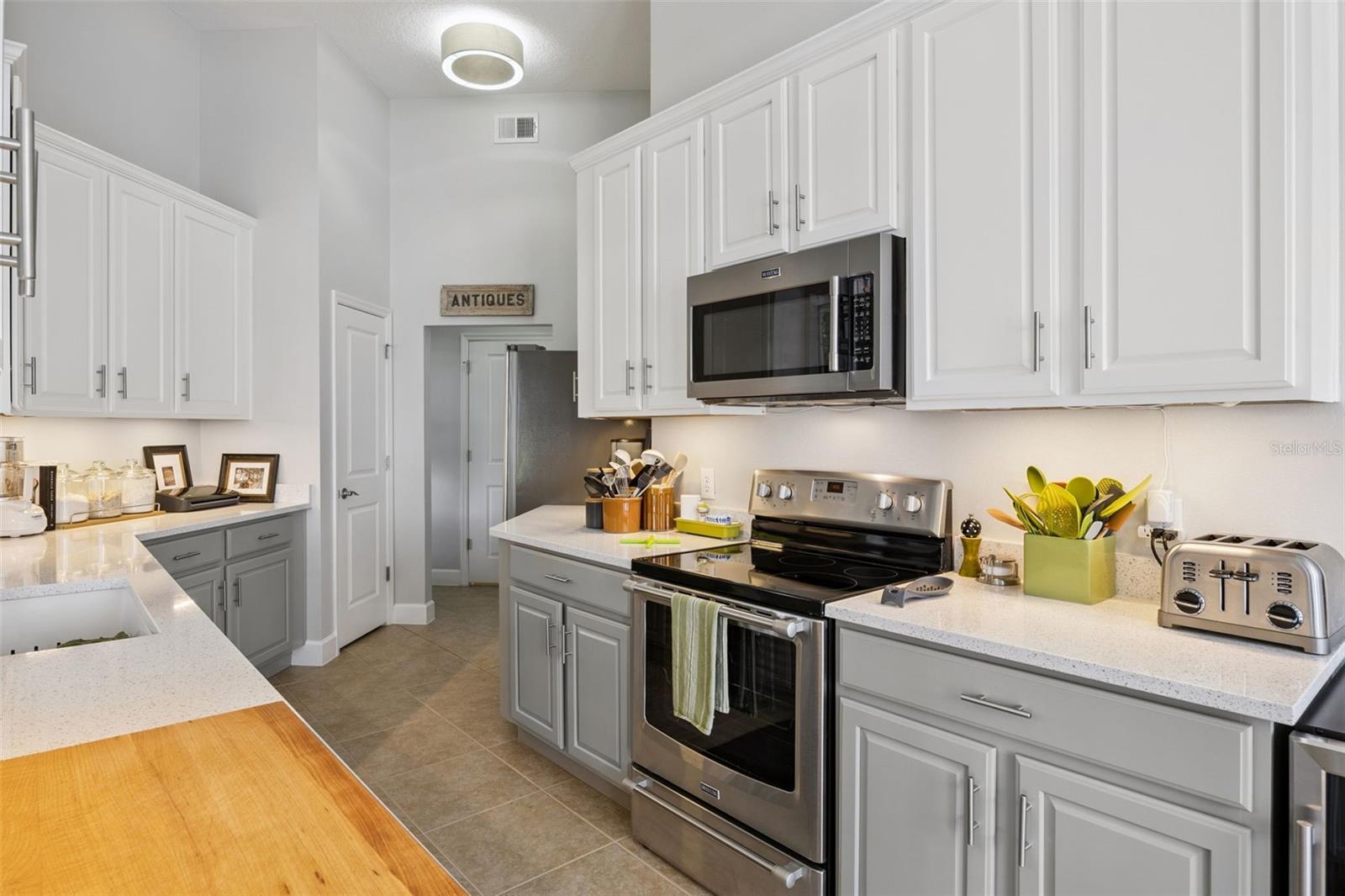 Image 16 of 68 For 1400 Celebration Avenue 401