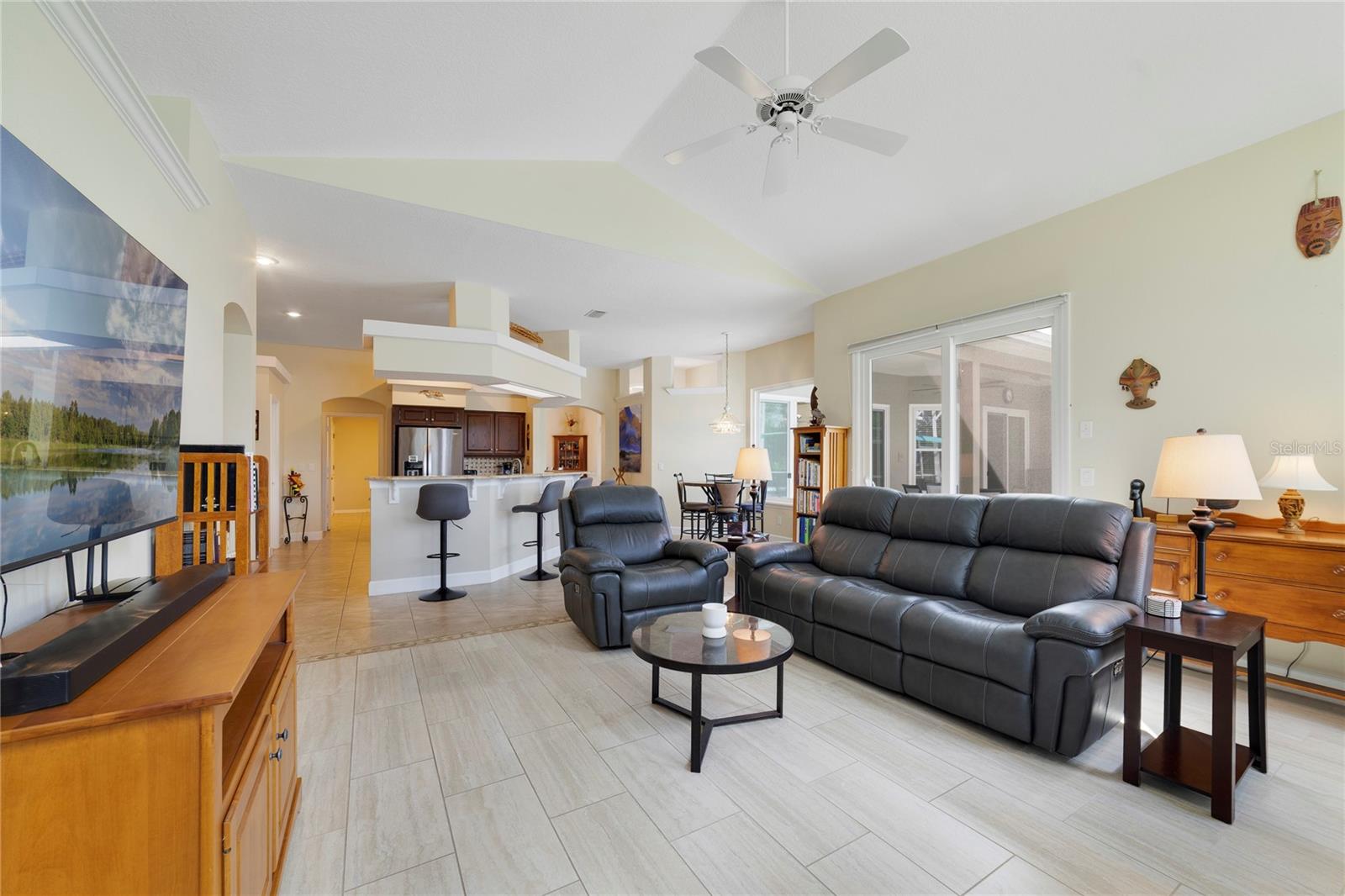 Image 13 of 37 For 3278 Lordmall Court