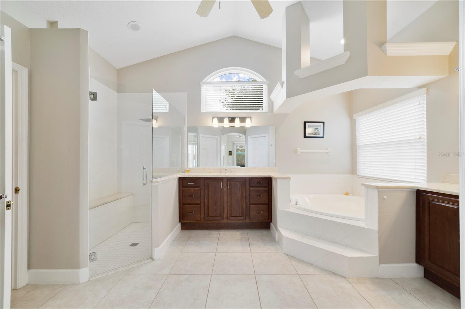 Image 22 of 37 For 3278 Lordmall Court