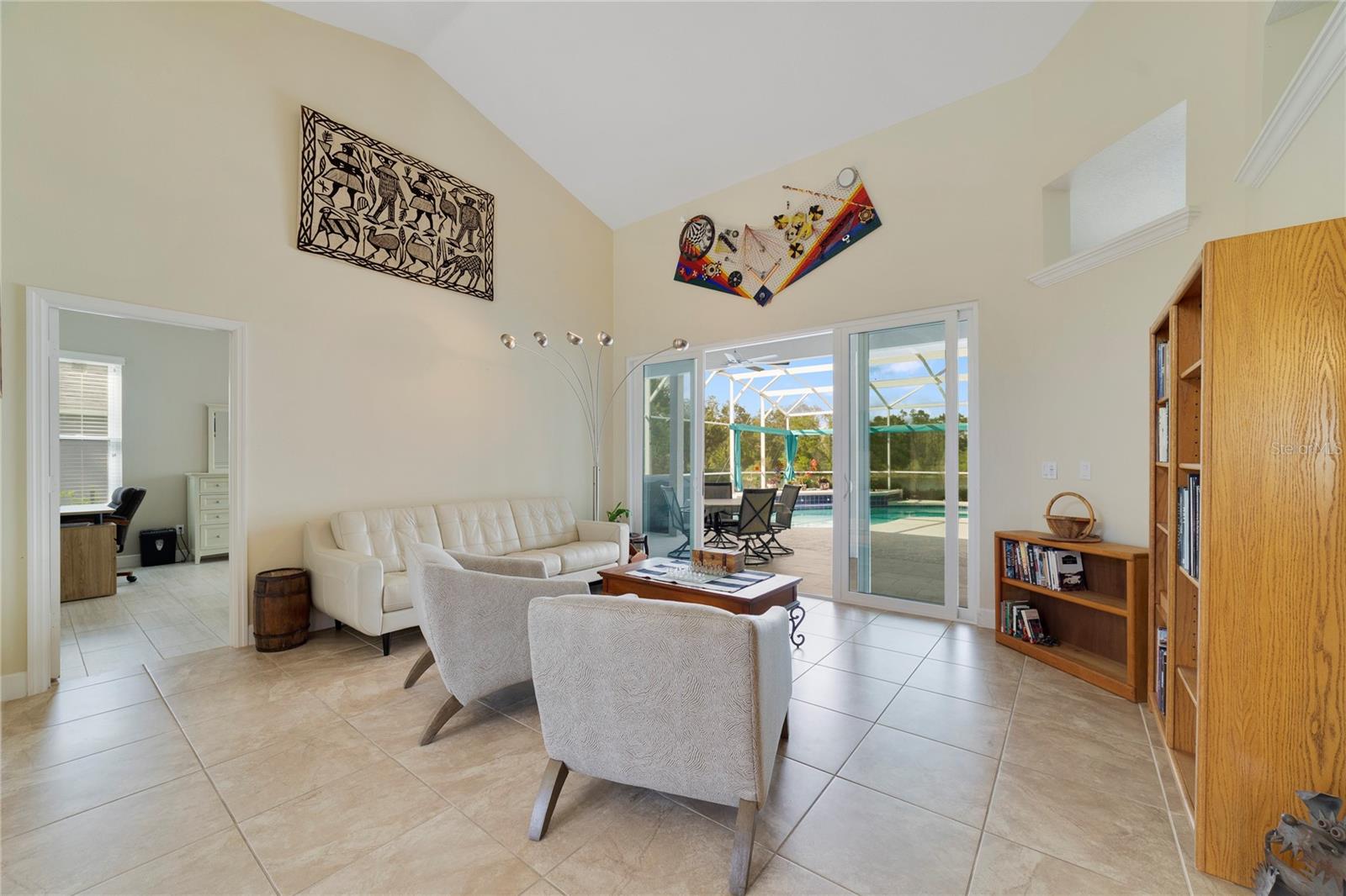 Image 7 of 37 For 3278 Lordmall Court