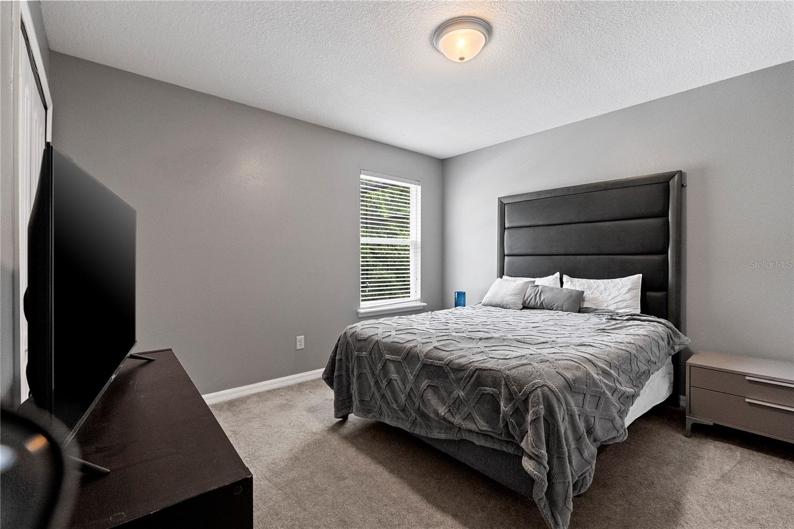 Image 16 of 26 For 963 Springs Landing Drive