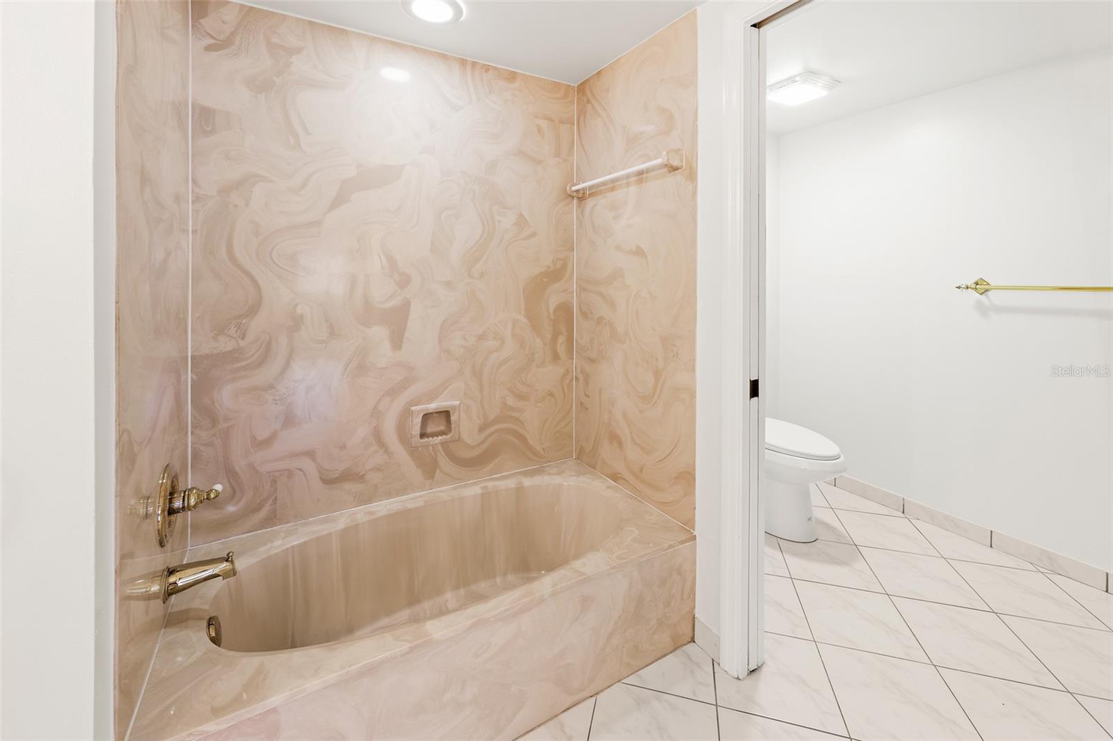 Image 22 of 55 For 750 Atlantic Avenue 509