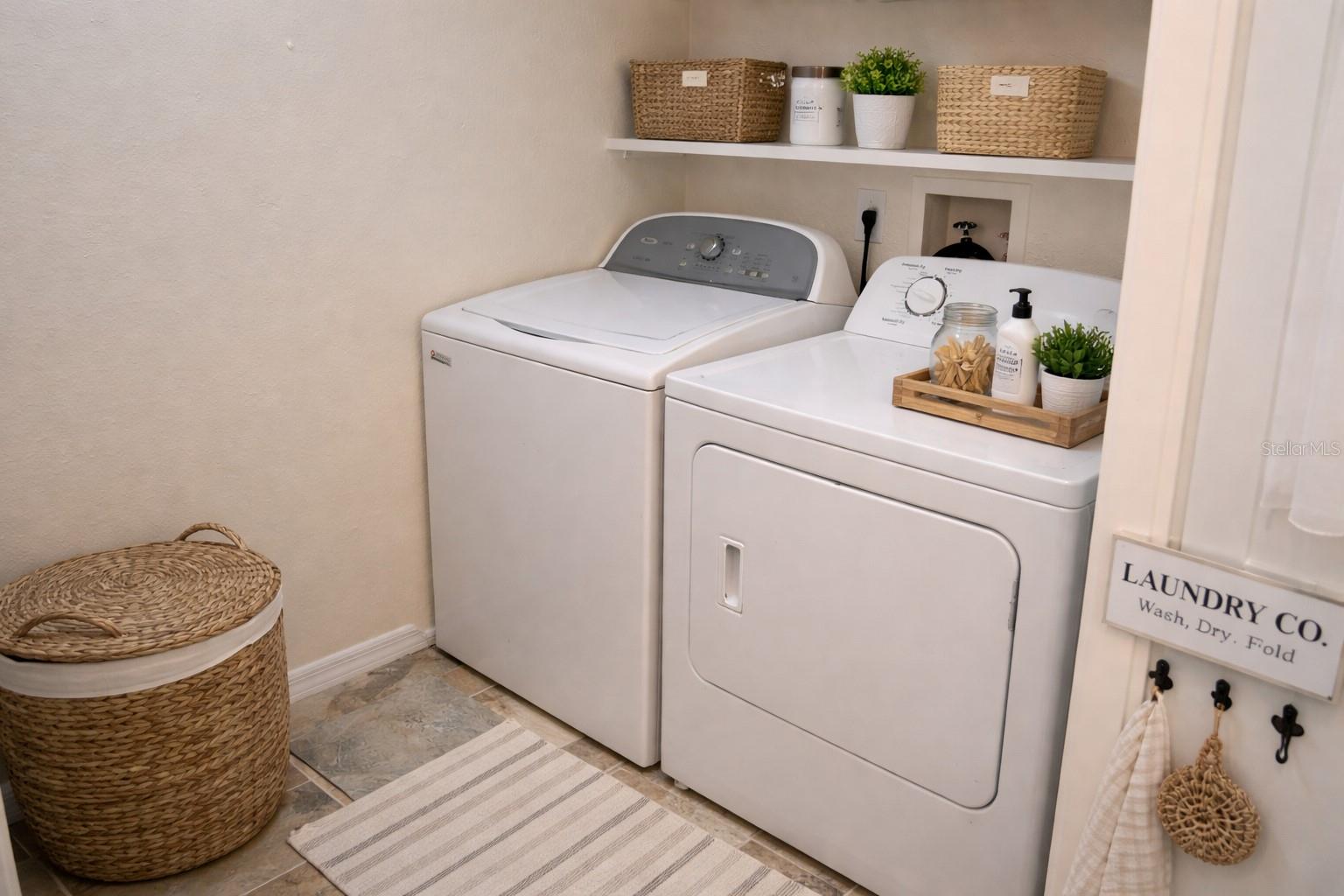 Image 13 of 18 For 2911 Antique Oaks Circle 12