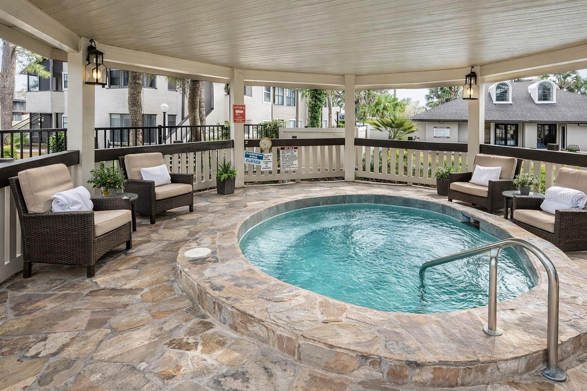 Image 14 of 18 For 2911 Antique Oaks Circle 12