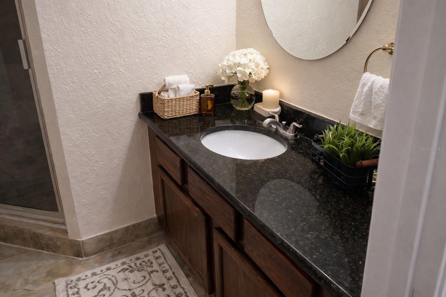 Image 16 of 18 For 2911 Antique Oaks Circle 12