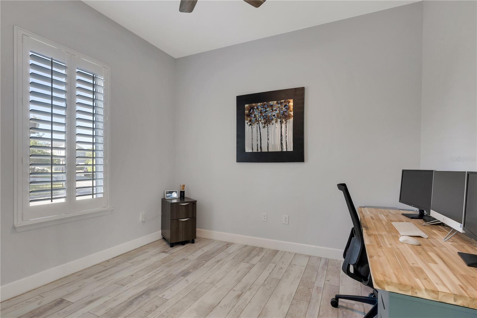 Image 12 of 37 For 8427 Reymont Street