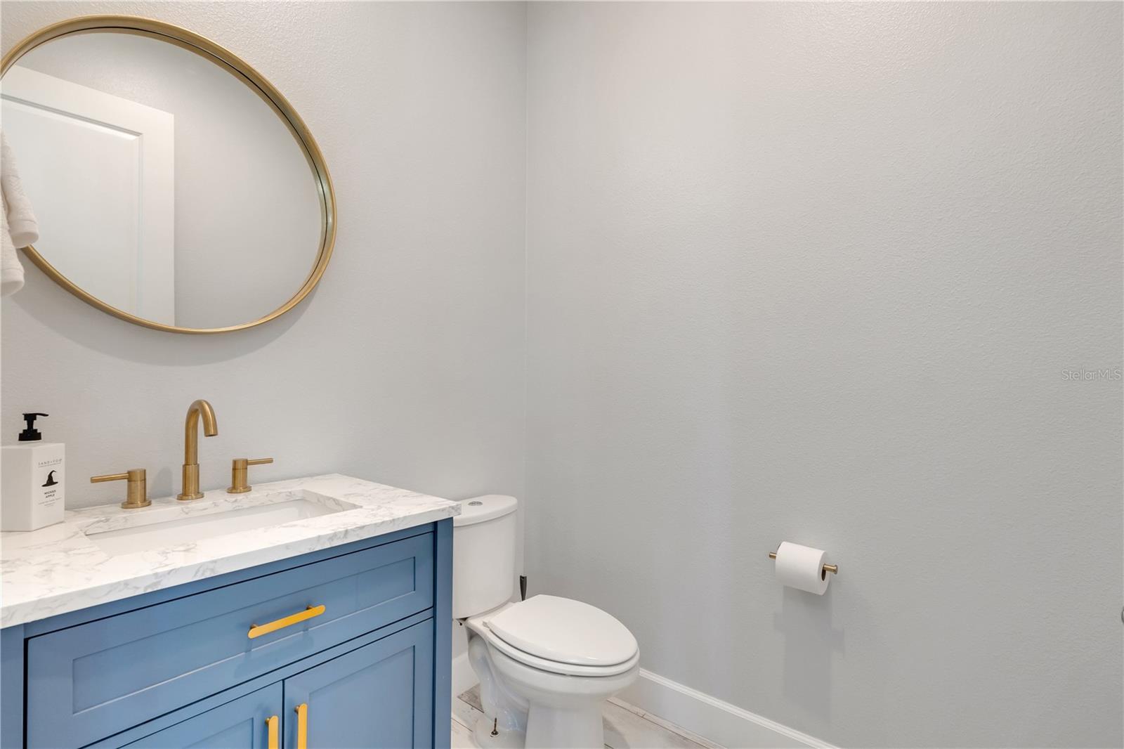 Image 14 of 37 For 8427 Reymont Street