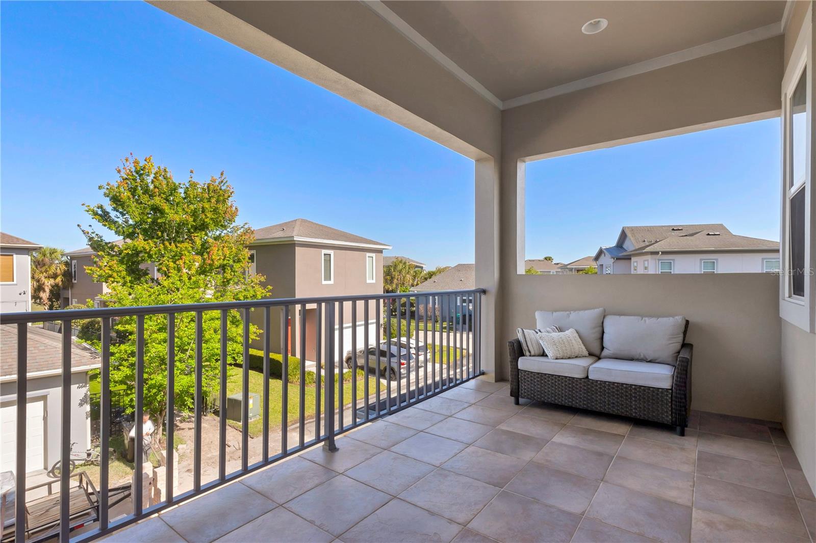 Image 19 of 37 For 8427 Reymont Street