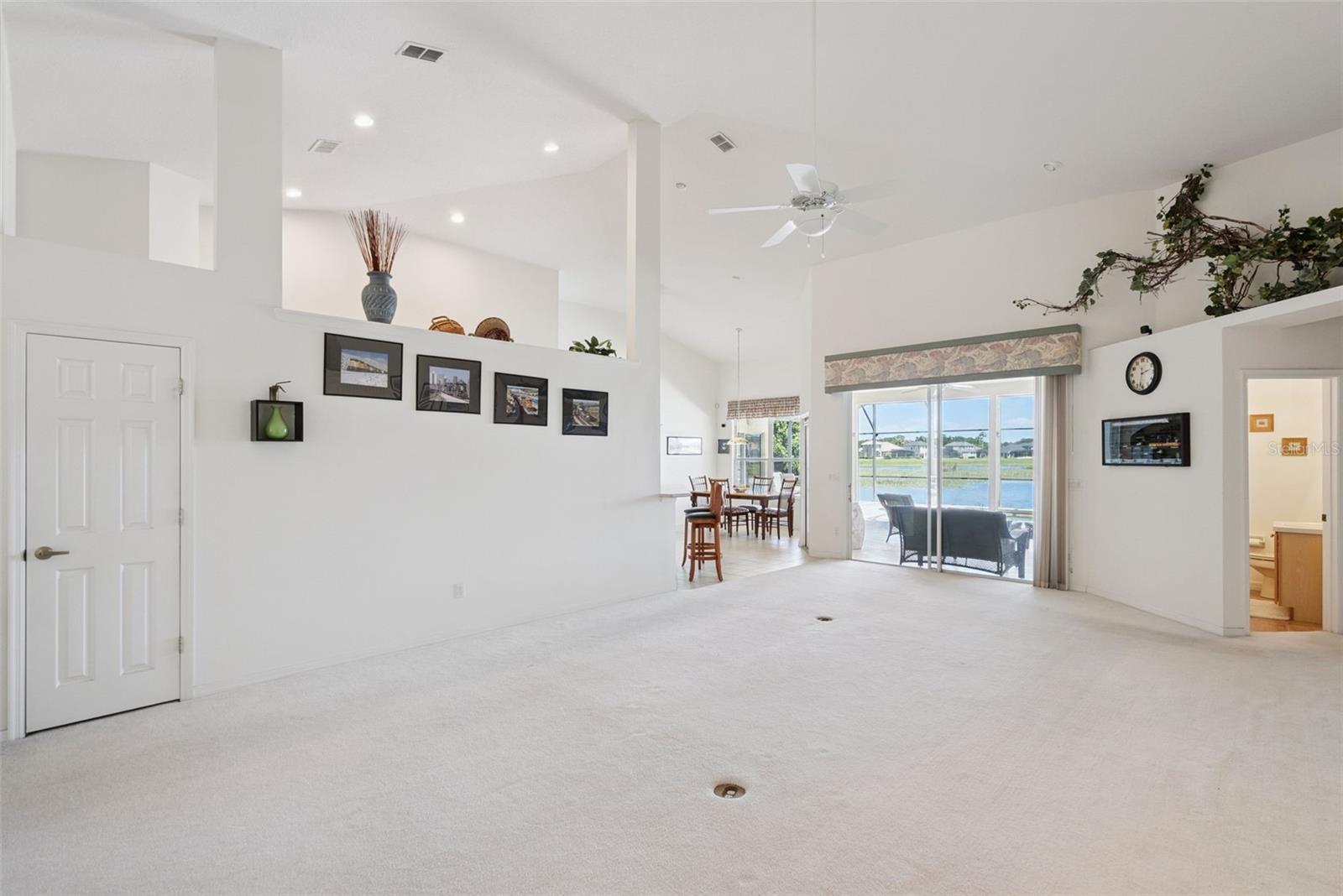 Image 17 of 62 For 1584 Cherry Ridge Drive