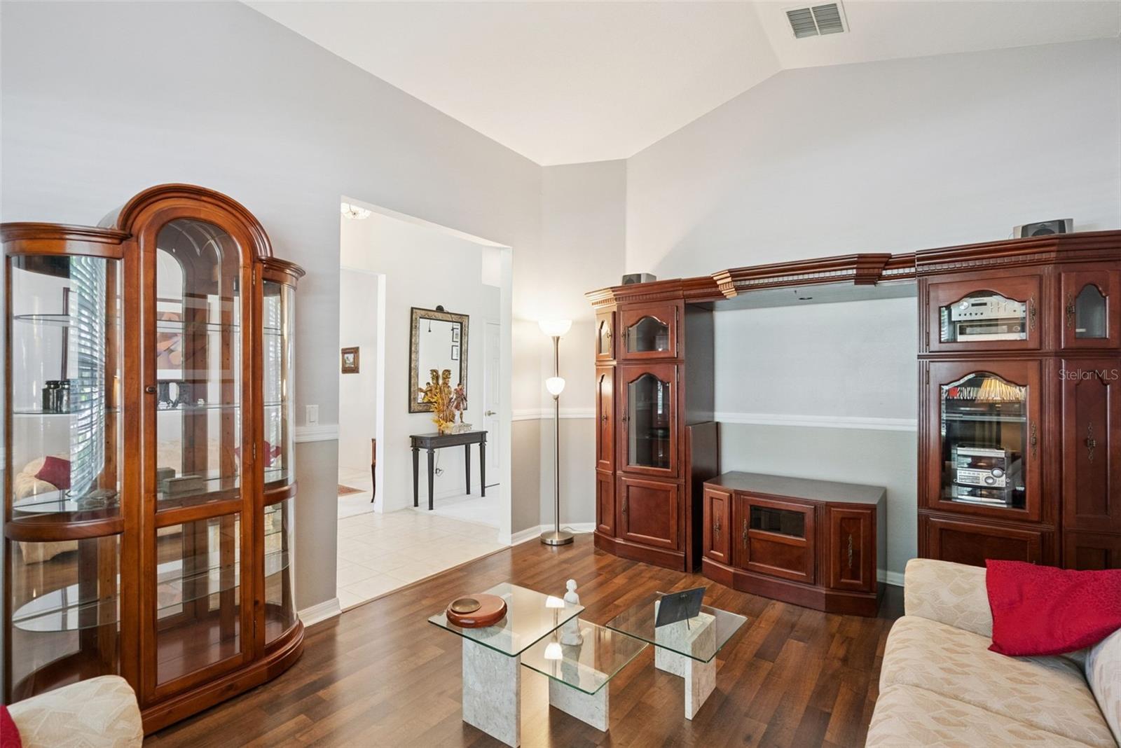 Image 21 of 62 For 1584 Cherry Ridge Drive