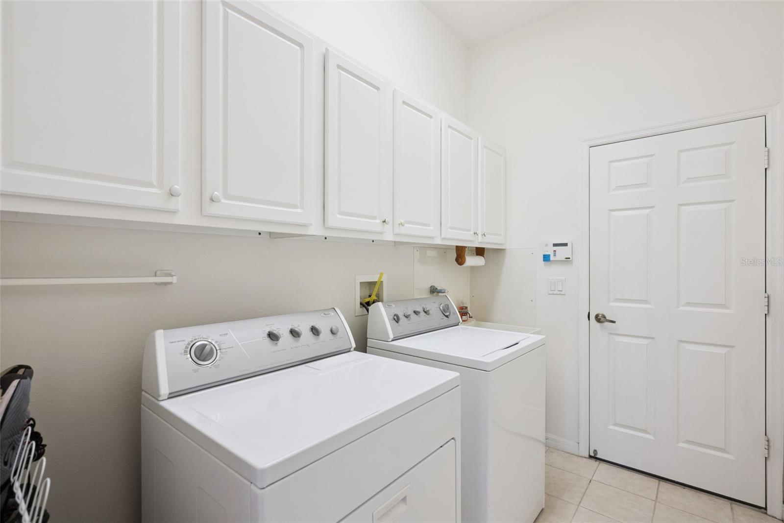 Image 26 of 62 For 1584 Cherry Ridge Drive