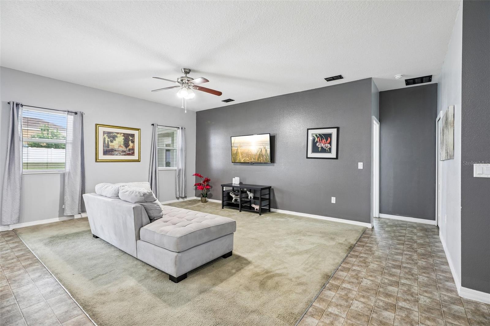 Image 3 of 22 For 954 Revere Avenue