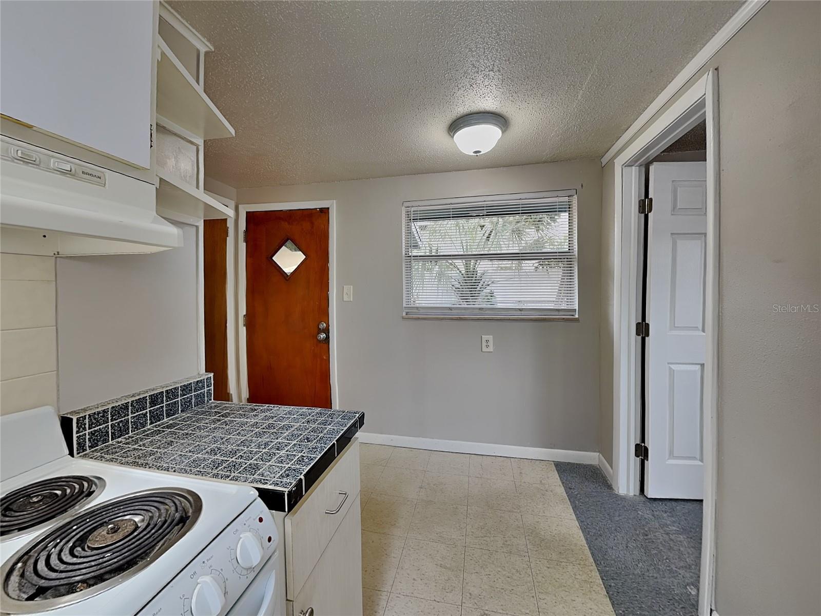 Image 4 of 10 For 9610 12th Street B
