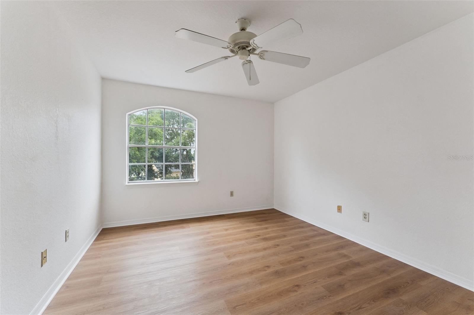 Image 15 of 24 For 7270 Westpointe Boulevard 931