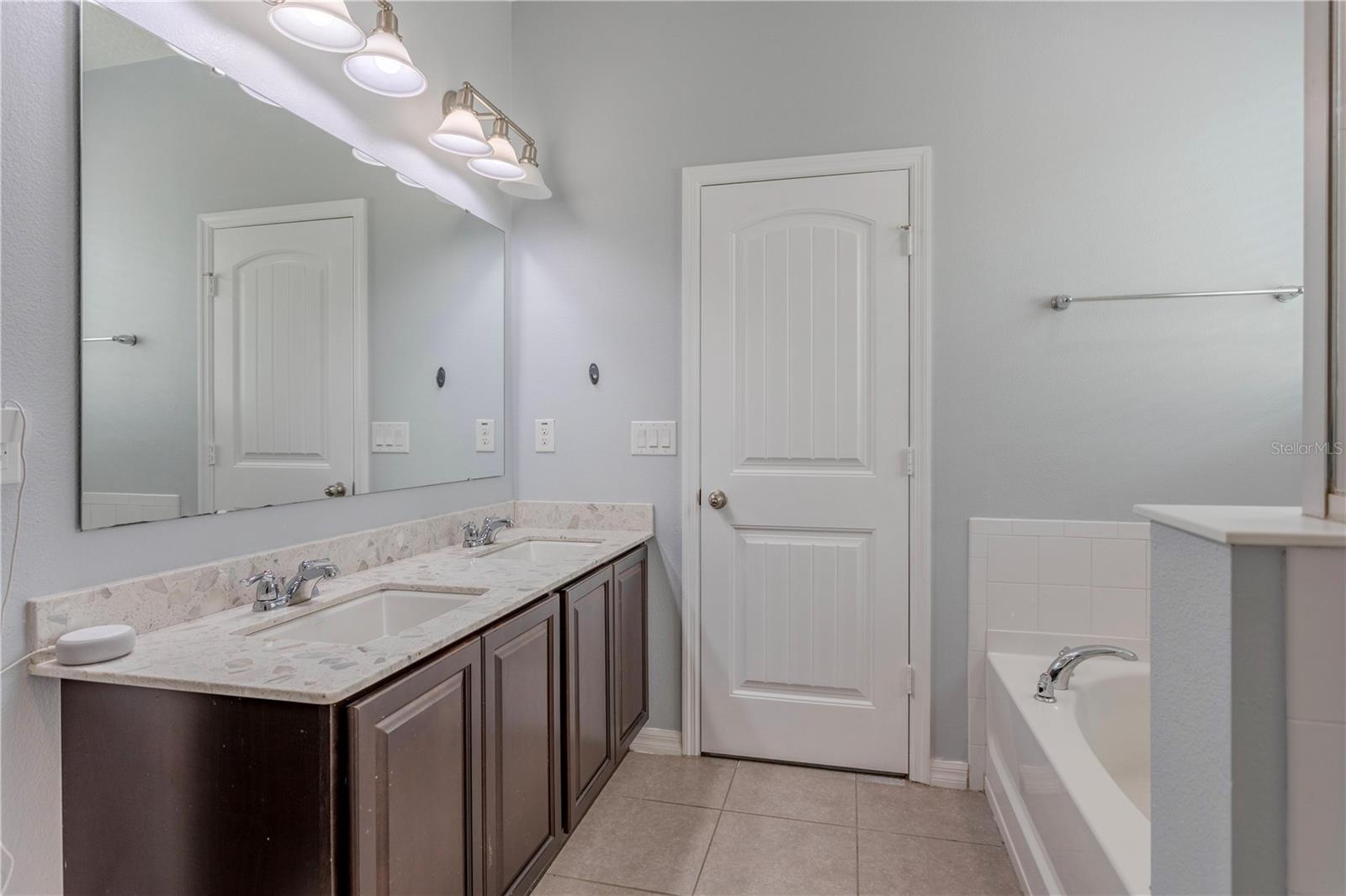 Image 19 of 35 For 3167 Winesap Way