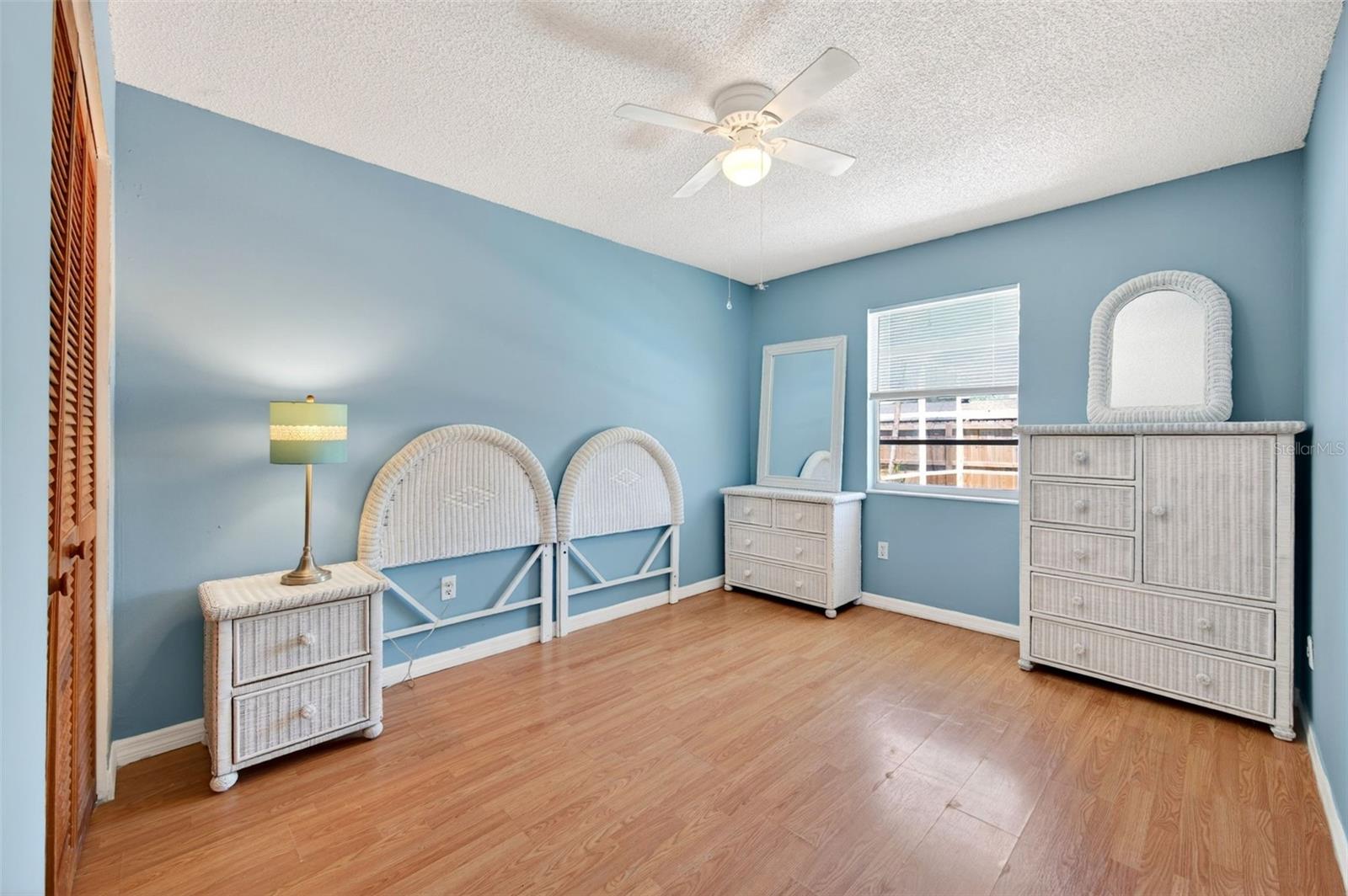 Image 14 of 32 For 250 Perth Avenue