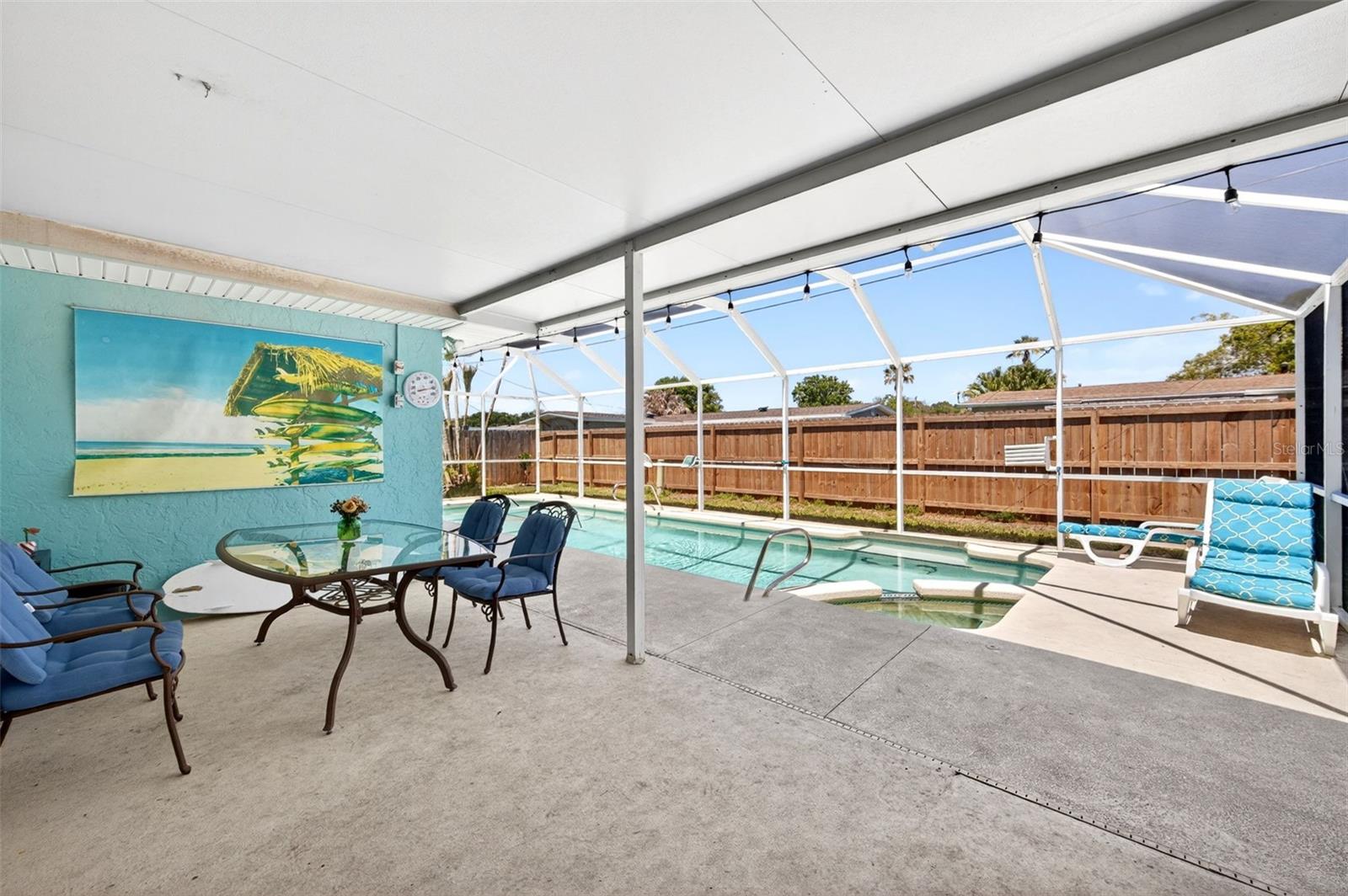 Image 22 of 32 For 250 Perth Avenue