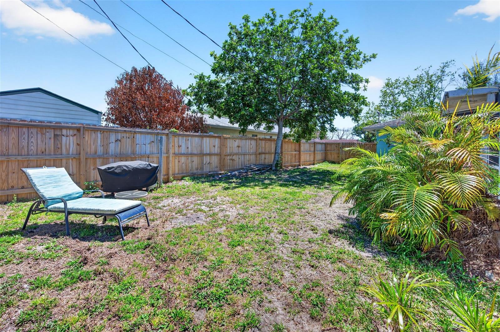 Image 28 of 32 For 250 Perth Avenue