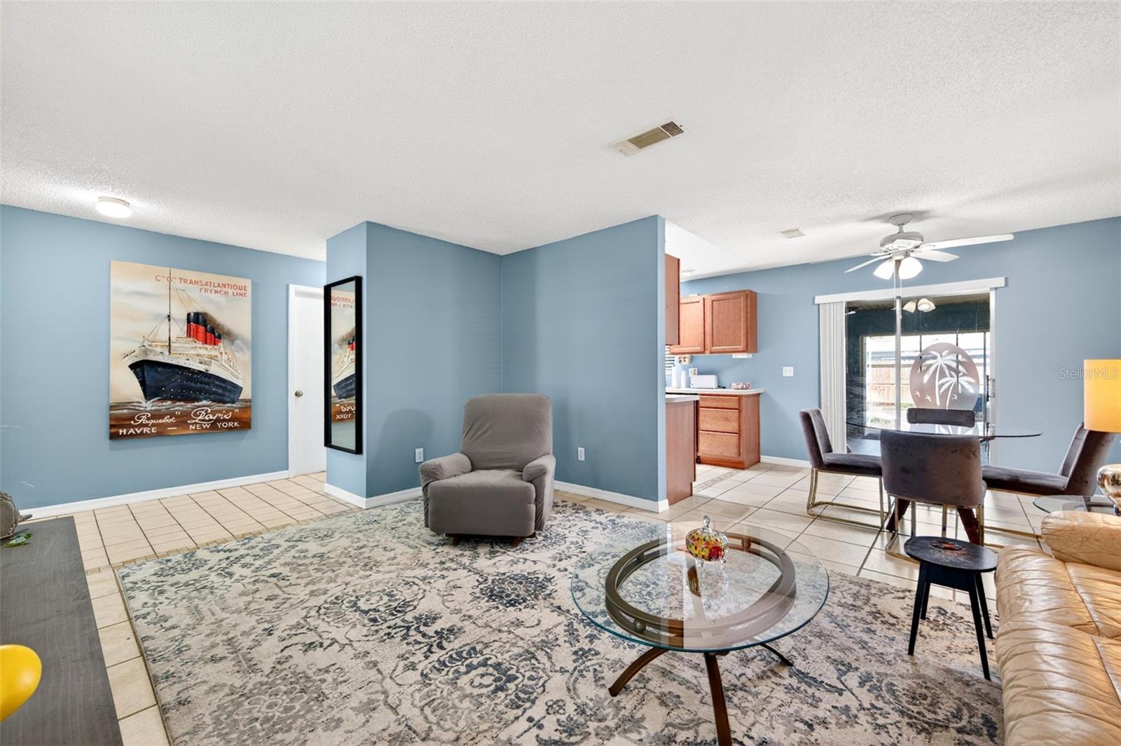 Image 7 of 32 For 250 Perth Avenue