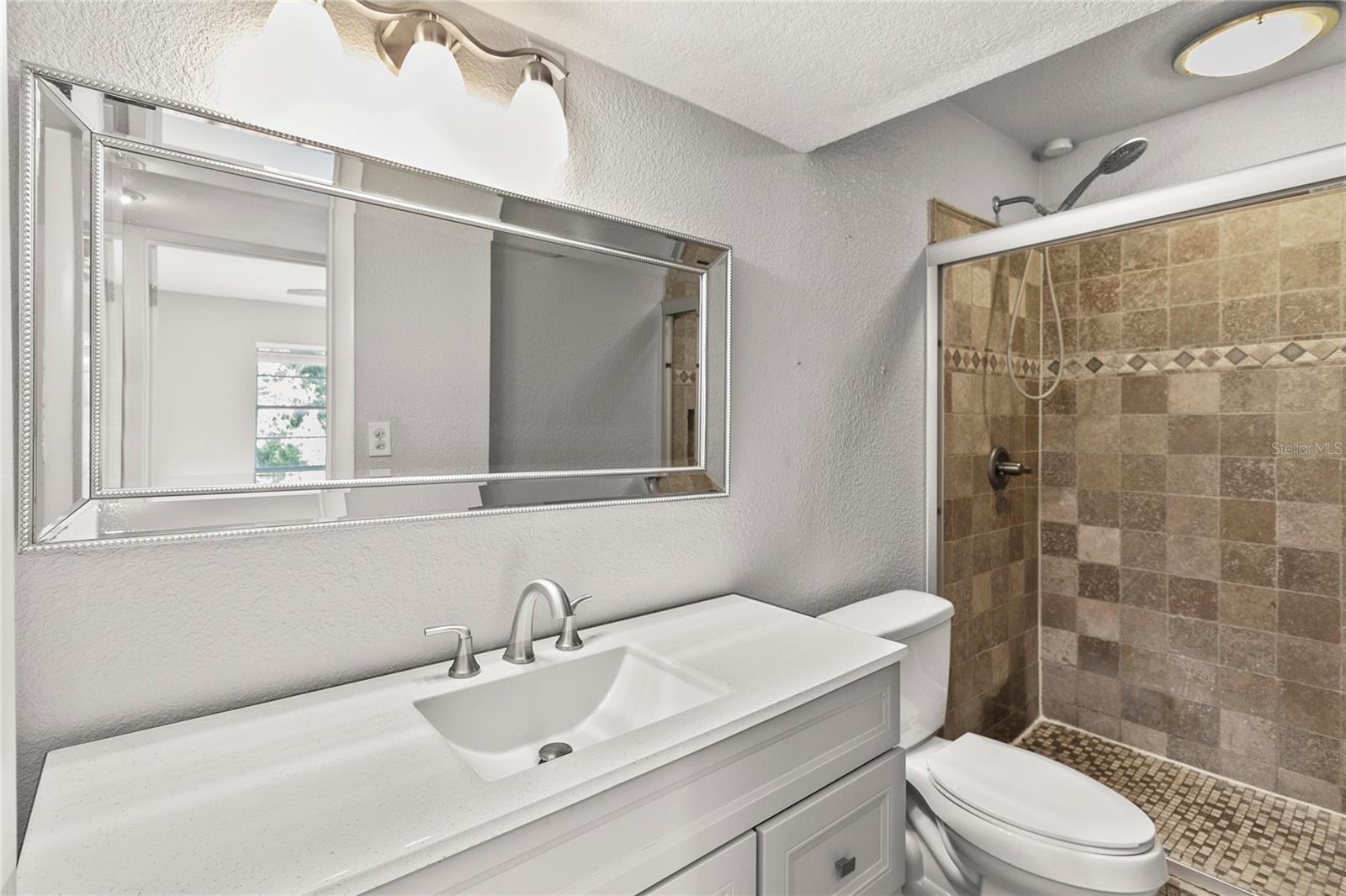 Image 10 of 15 For 2547 Alafaya Trail 92