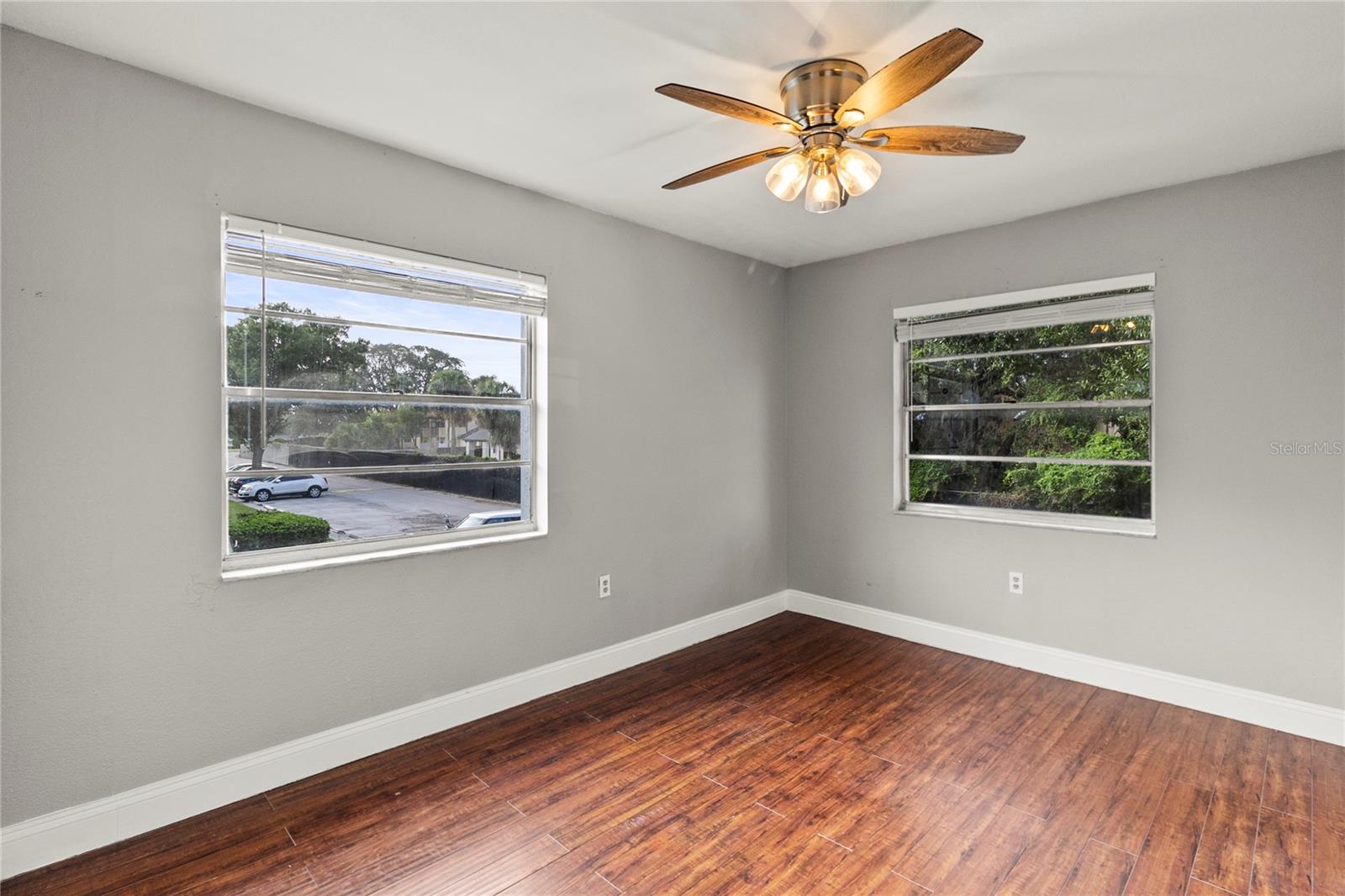 Image 12 of 15 For 2547 Alafaya Trail 92