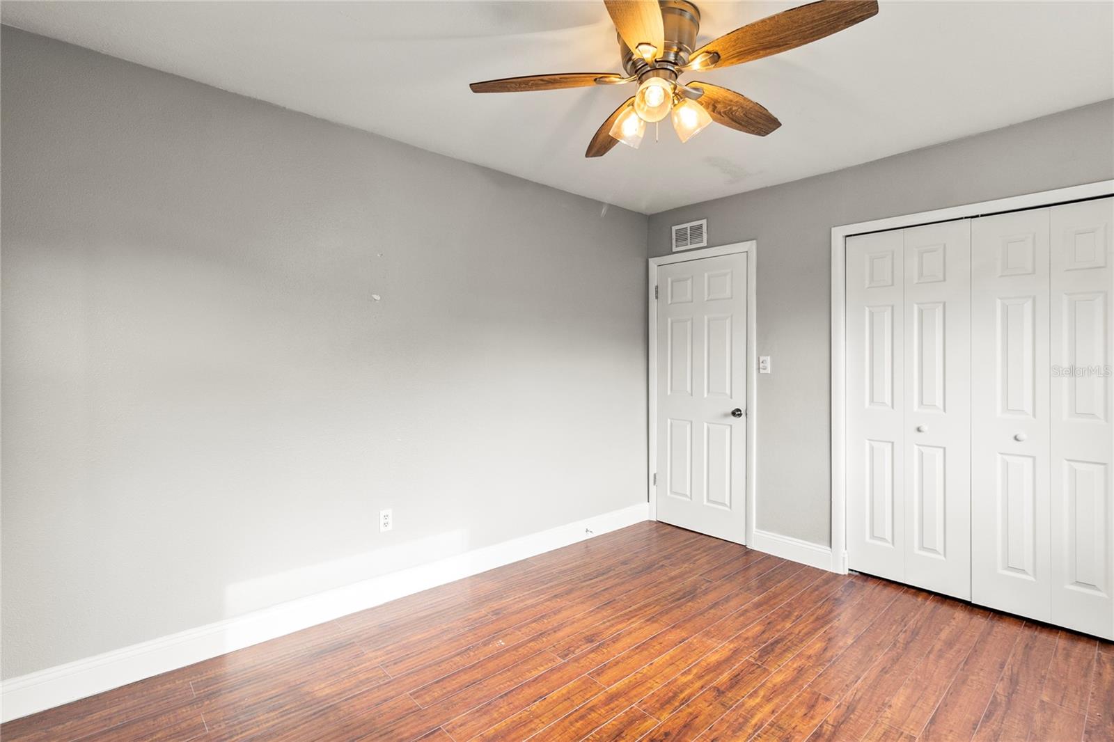 Image 13 of 15 For 2547 Alafaya Trail 92