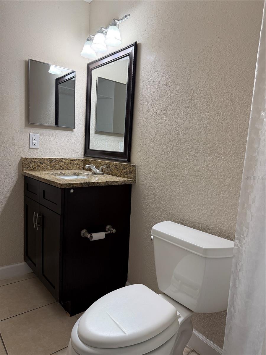 Image 15 of 19 For 6004 Westgate Drive 102