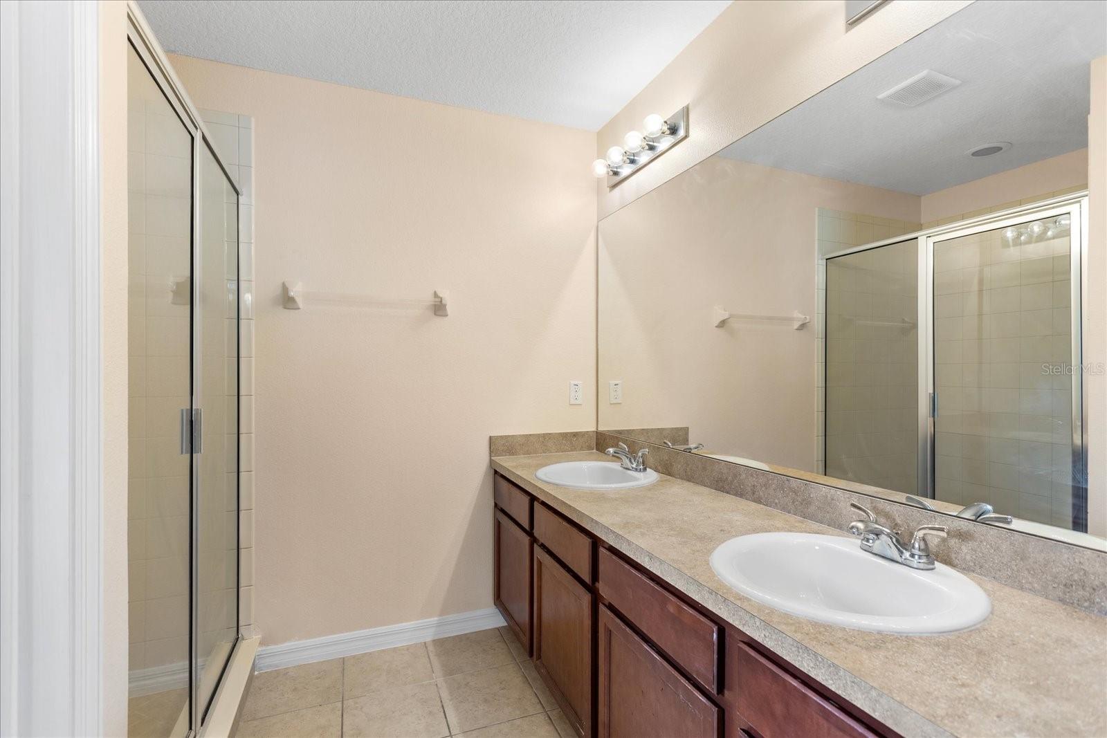 Image 15 of 32 For 3054 Merak Alley