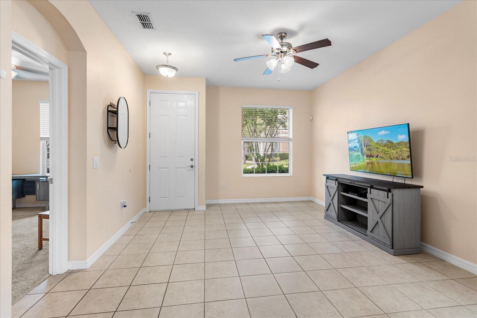 Image 5 of 32 For 3054 Merak Alley