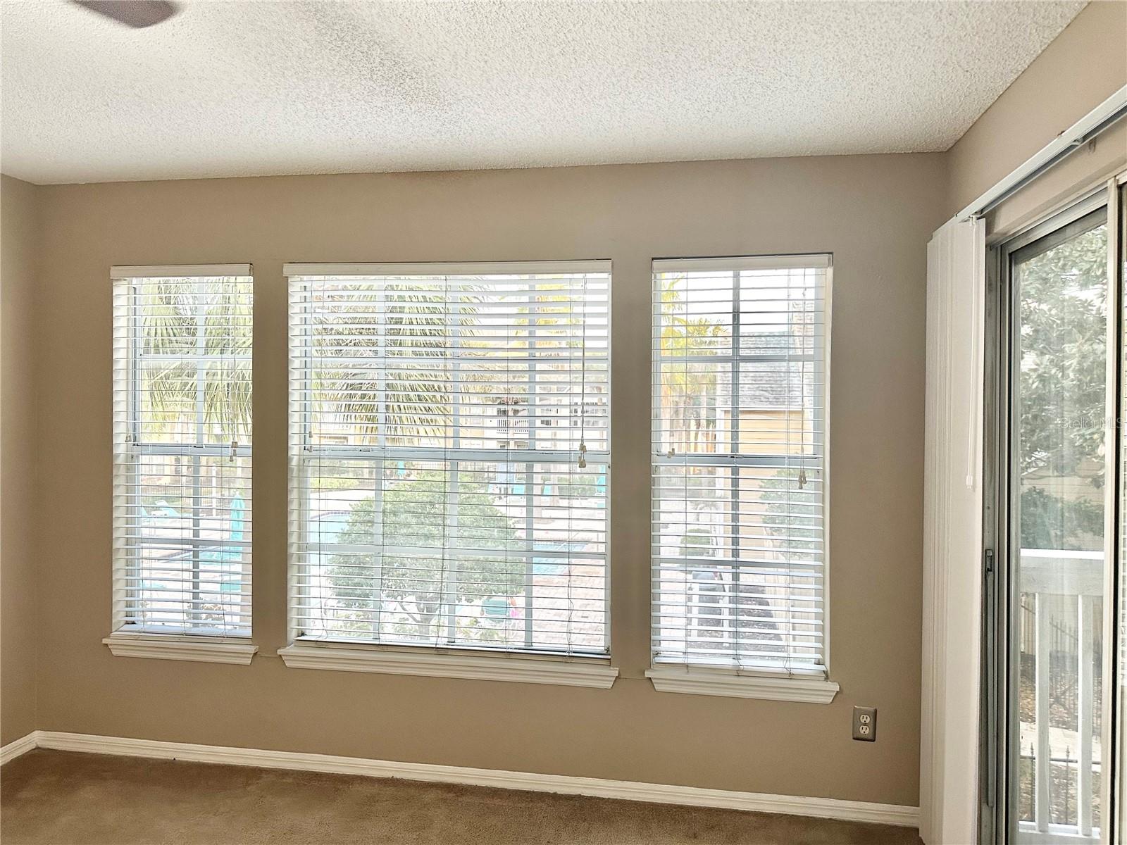 Listing photo id 10 for 1055 Hiawassee Road 2026