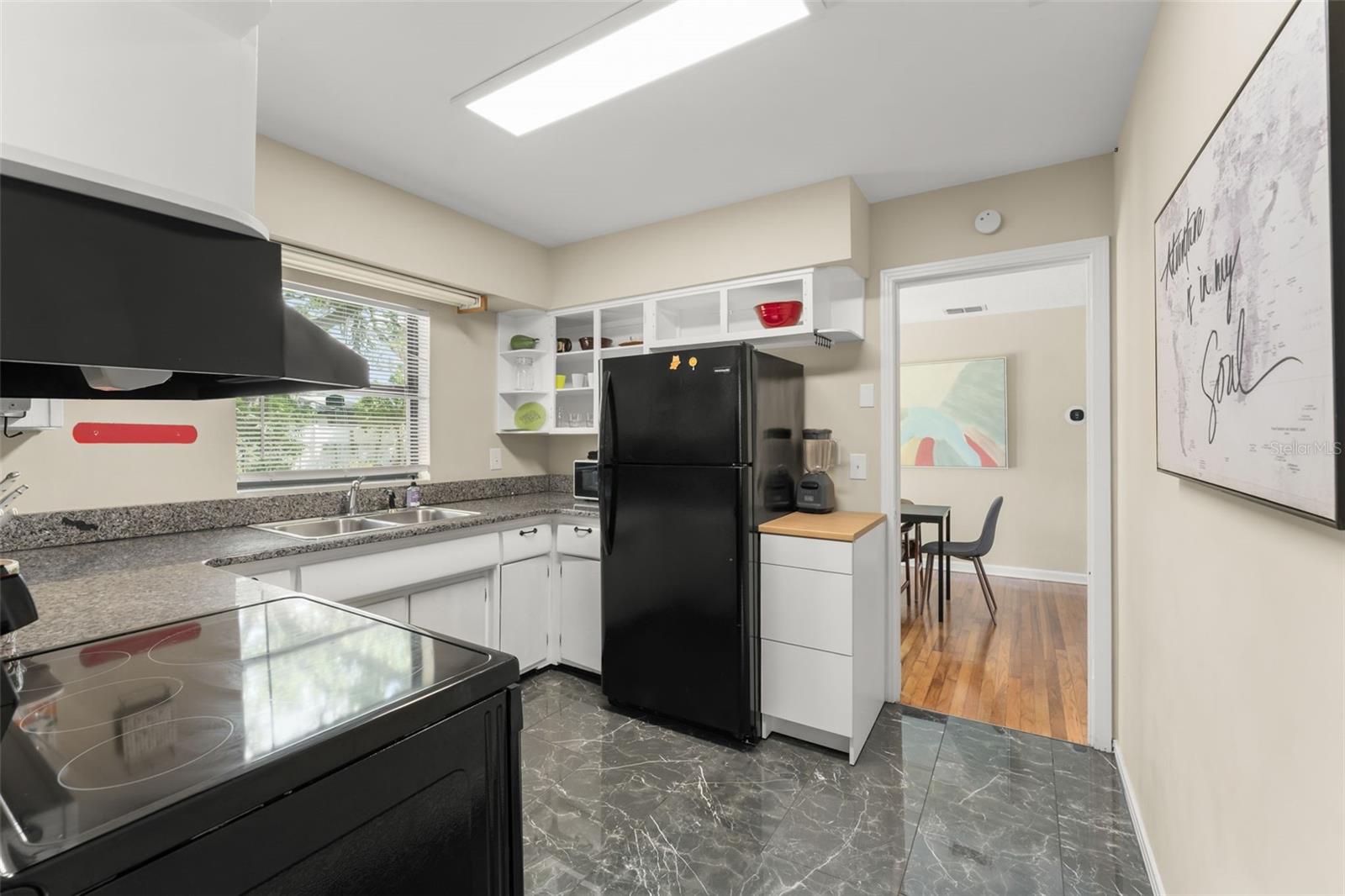 Image 13 of 48 For 715 Beacon Road