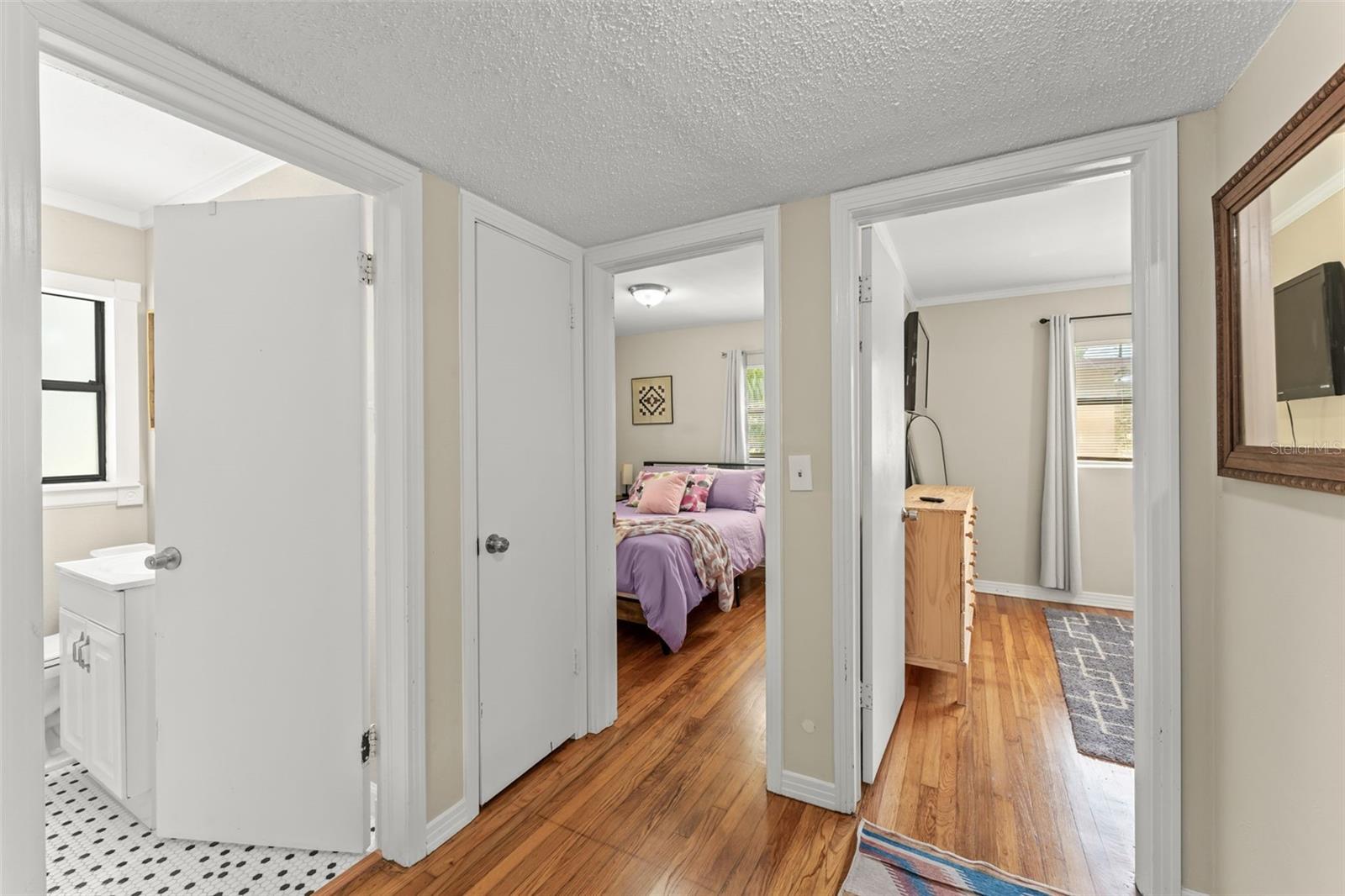 Image 20 of 48 For 715 Beacon Road