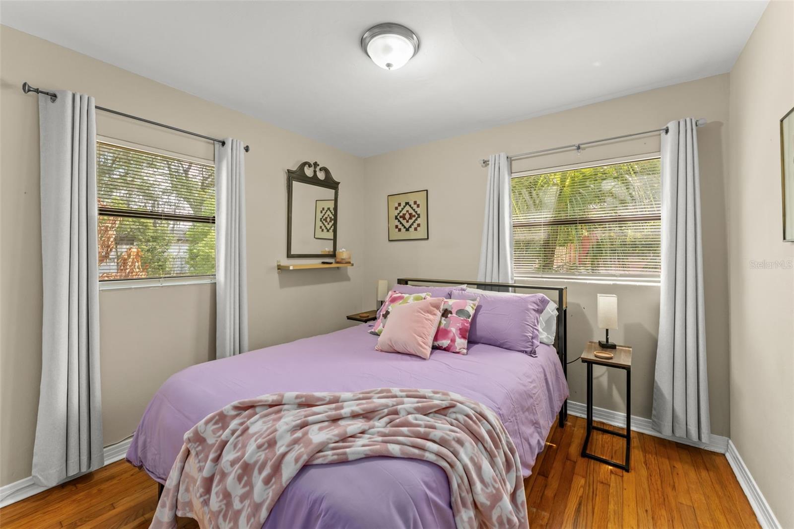 Image 21 of 48 For 715 Beacon Road