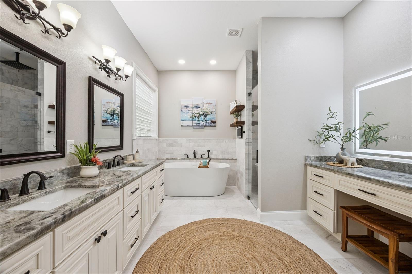 Image 18 of 39 For 14468 Salinger Road