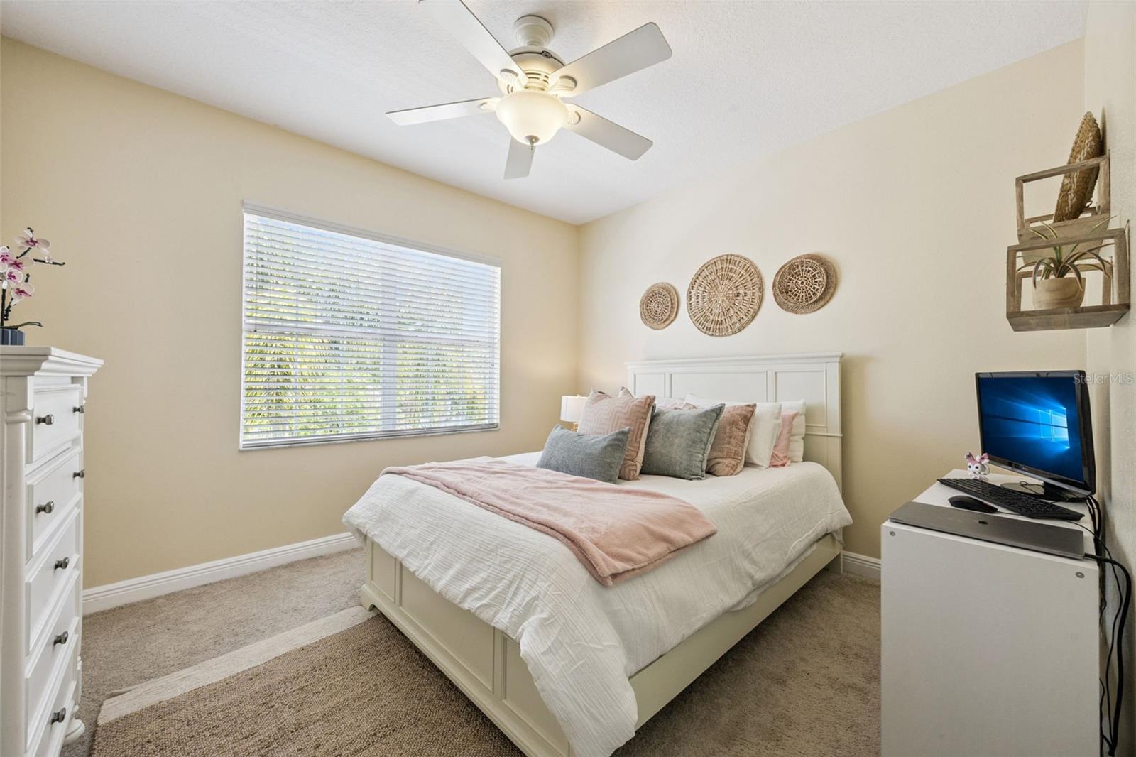 Image 22 of 39 For 14468 Salinger Road