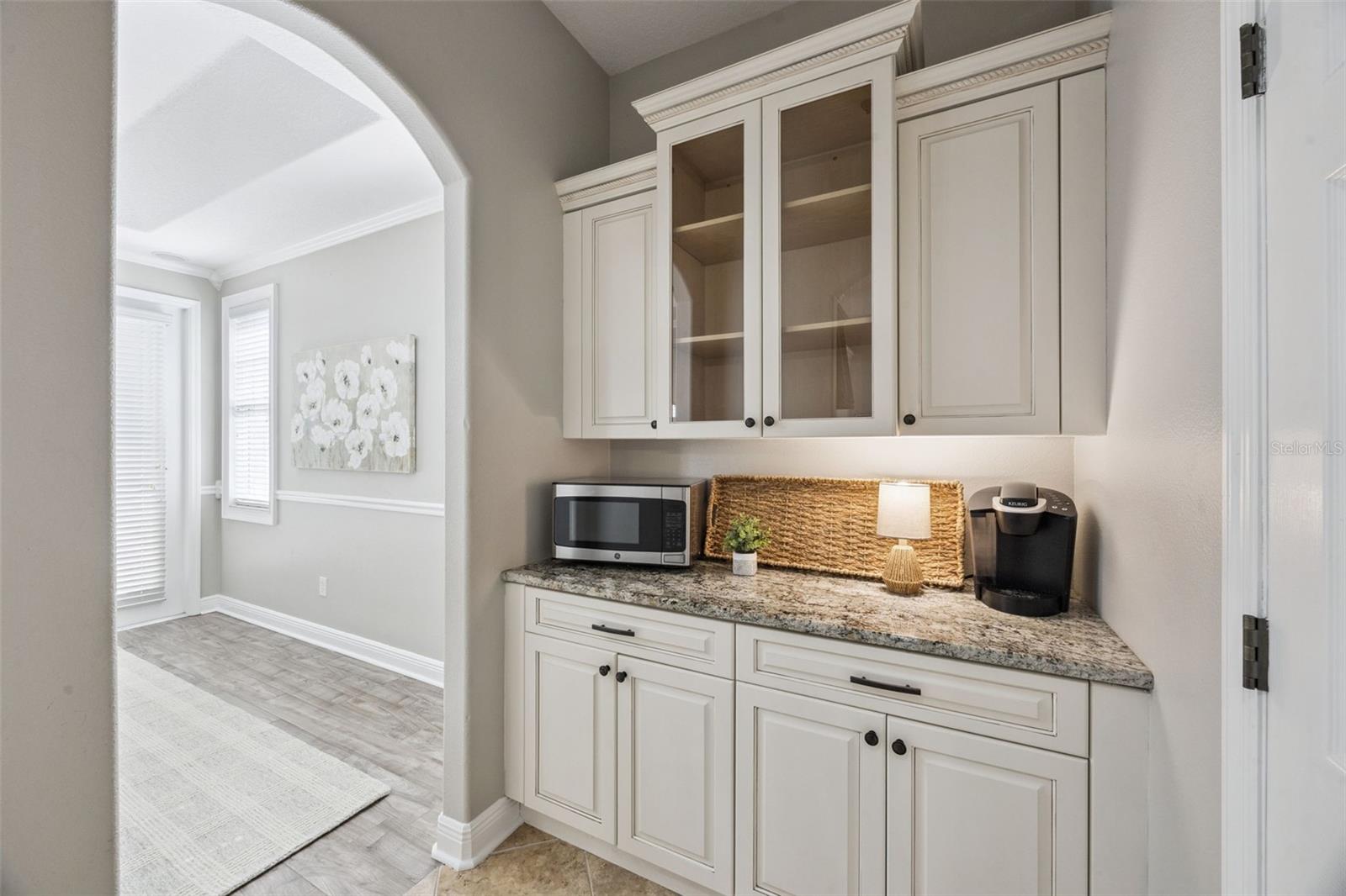 Image 8 of 39 For 14468 Salinger Road