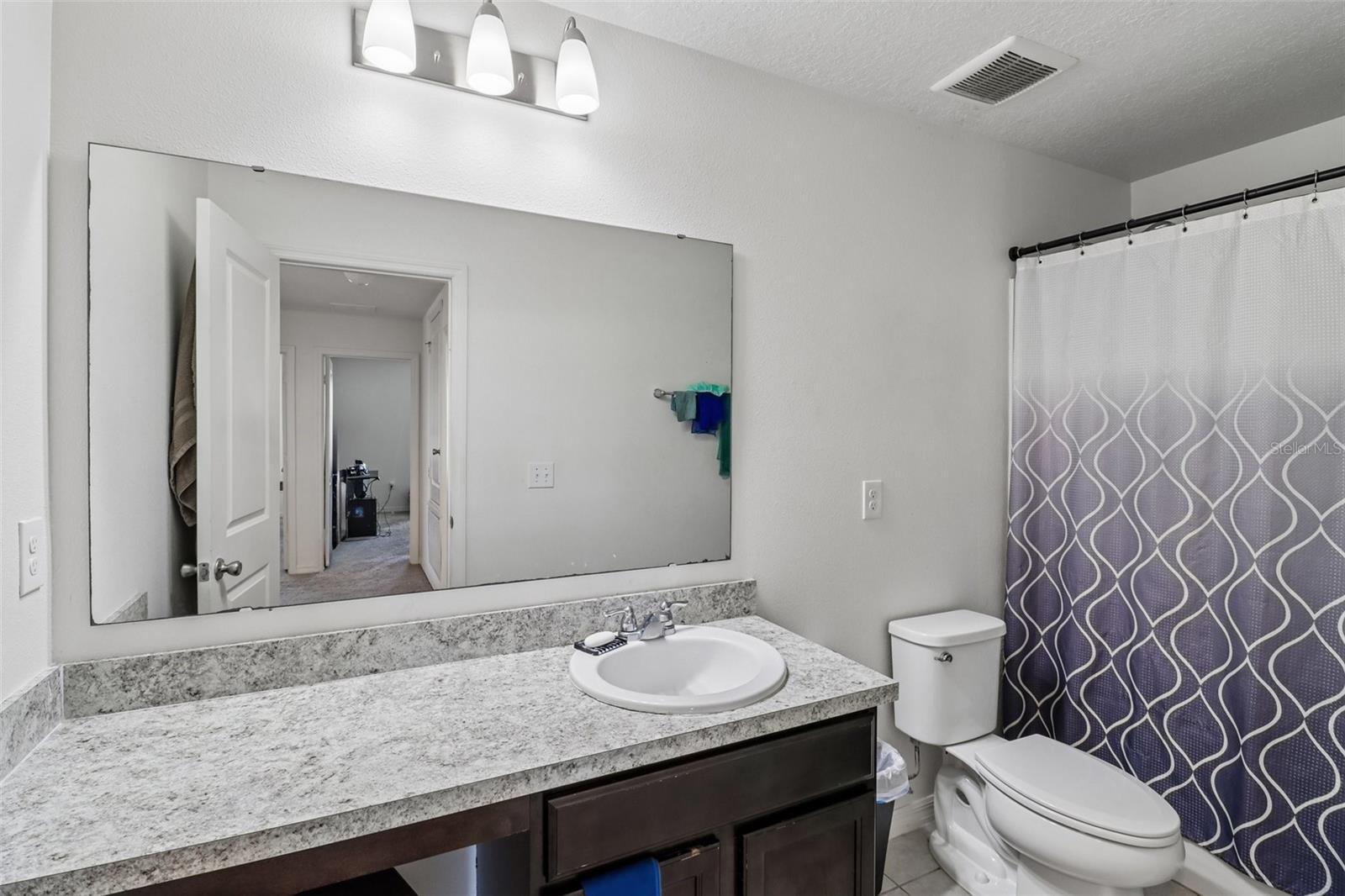 Image 13 of 27 For 2082 Ficus Street