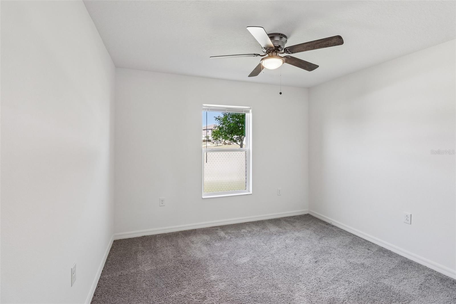 Image 16 of 27 For 2082 Ficus Street