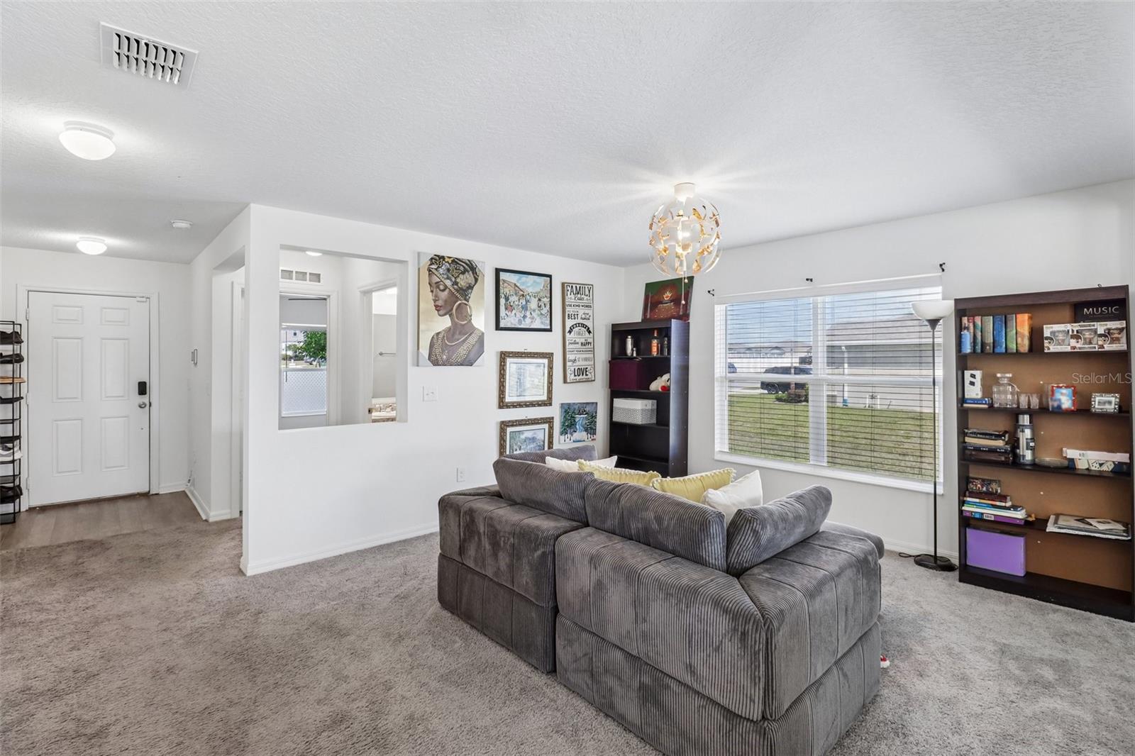 Image 3 of 27 For 2082 Ficus Street